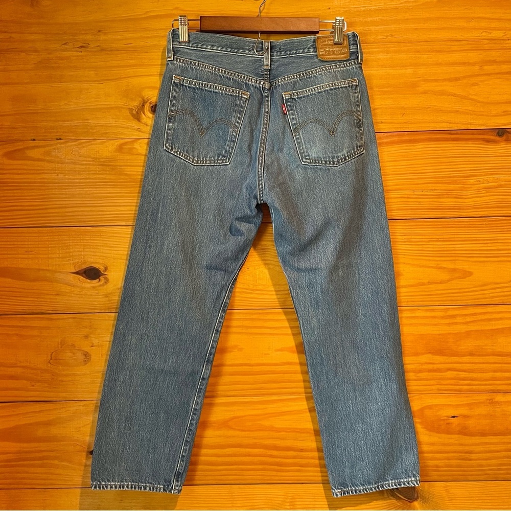 Levi’s Wedgie Straight Leg High Rise Button Fly Jeans 28 - Picture 2 of 12
